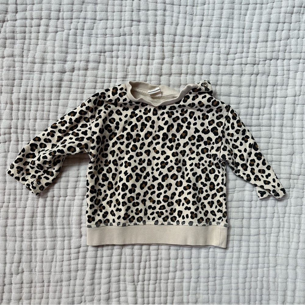 H&M leopard sweater - Picture 2 of 3